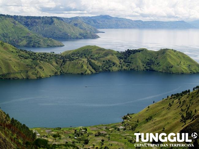 Membongkar Keajaiban Danau Toba: Ketika Bumi Berbisik di Pelukannya